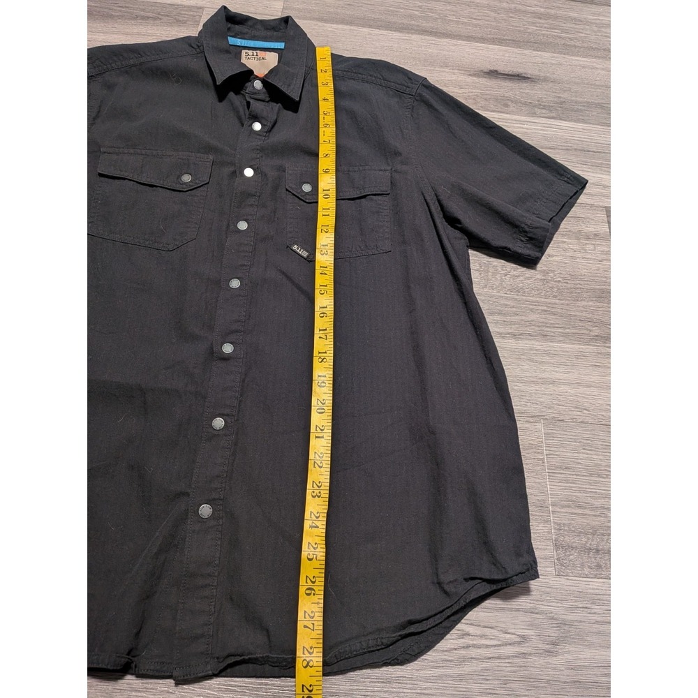 5.11 Tactical Men's Black Metal Snap Button Short Sleeve Shirt Size Medium - Picture 5 of 7